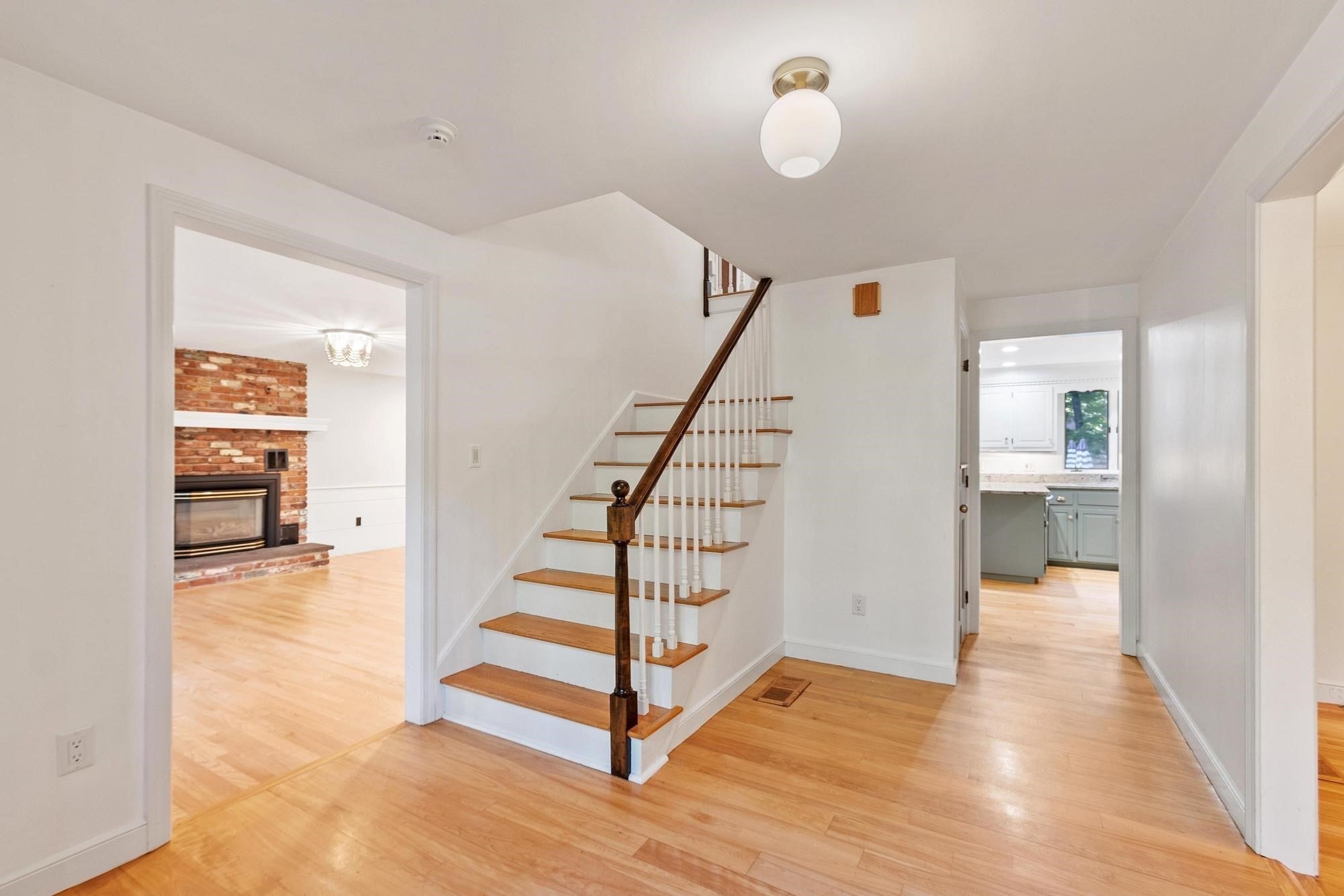 4 Wellington Circle, Andover, MA, 4 Wellington Circle, Andover, MA Photo #3