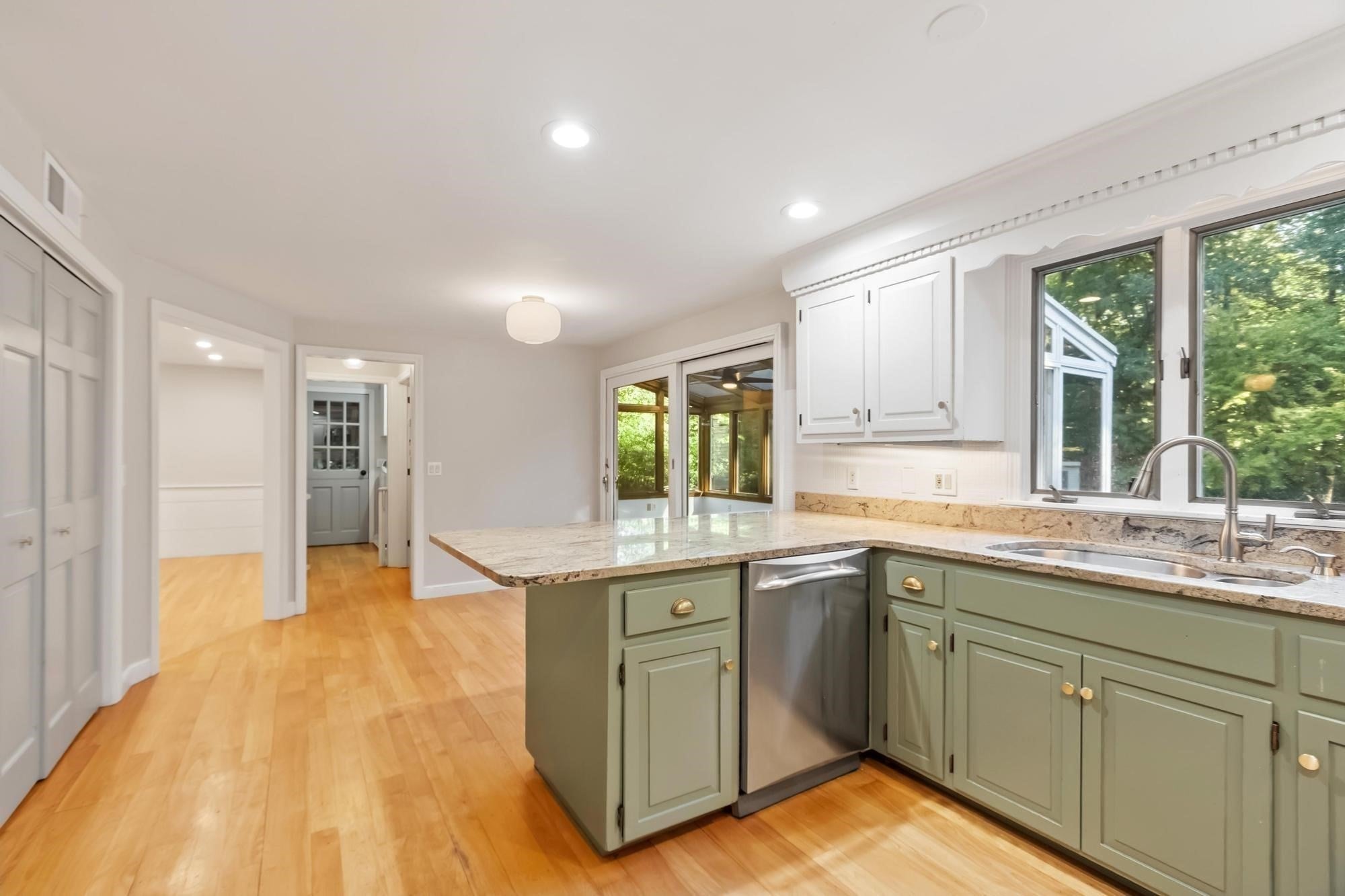 4 Wellington Circle, Andover, MA, 4 Wellington Circle, Andover, MA Photo #9