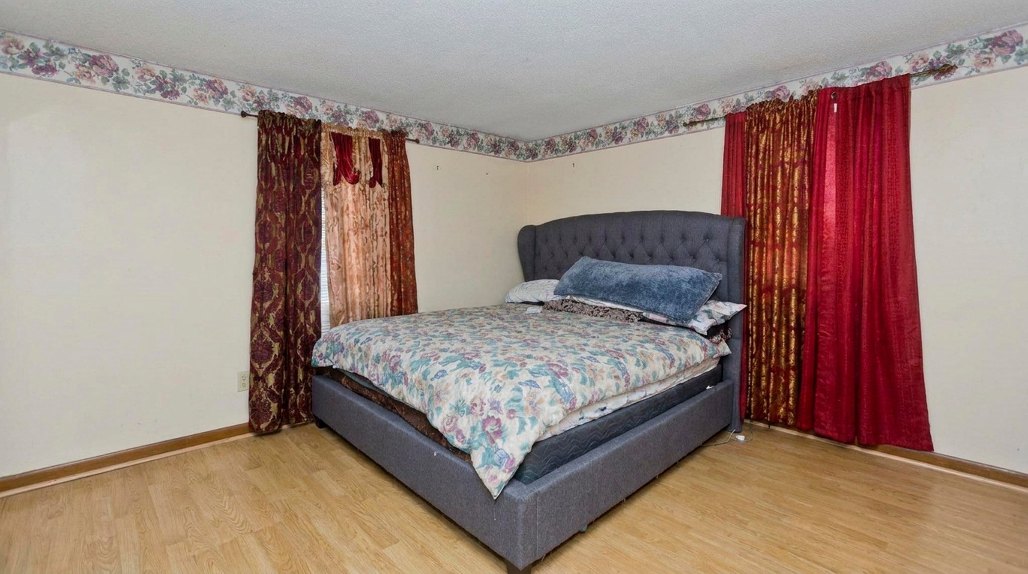 274 Gilbert Ave, Springfield, MA Photo #13