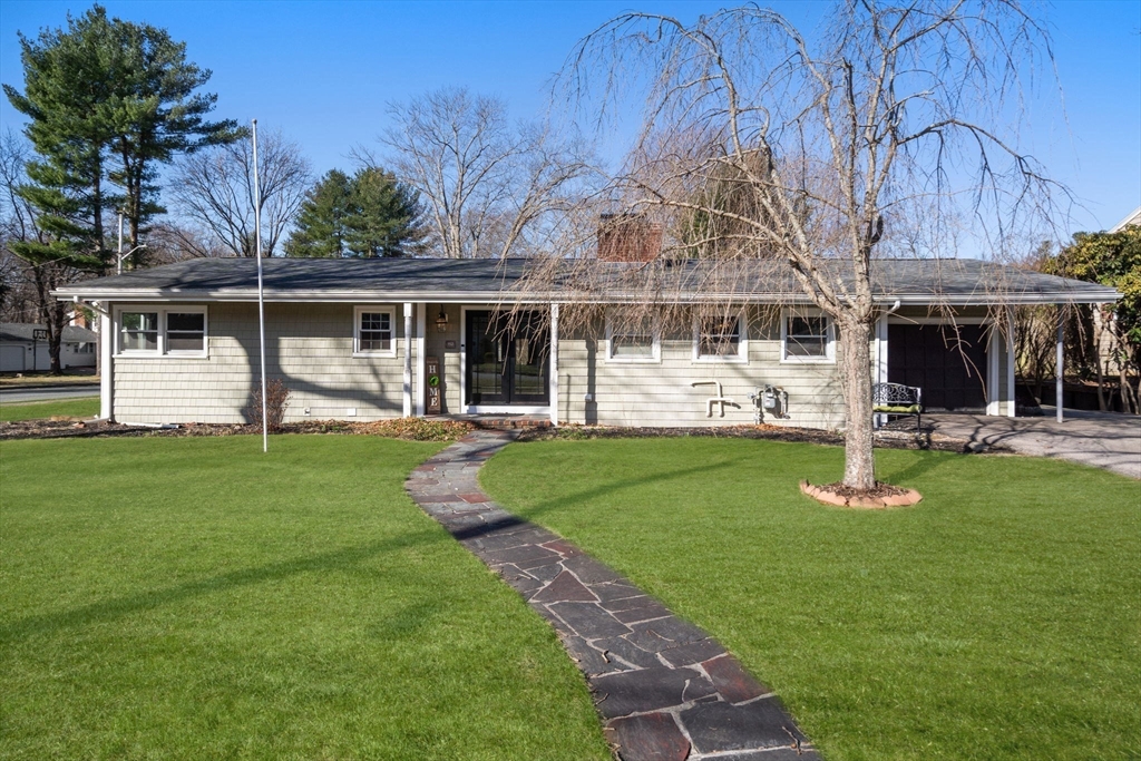 152 Country Club Ln