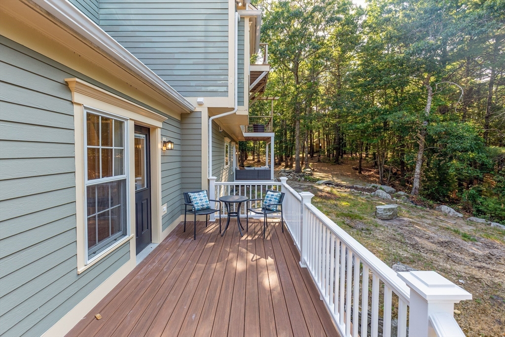 121 Bump Rock Rd