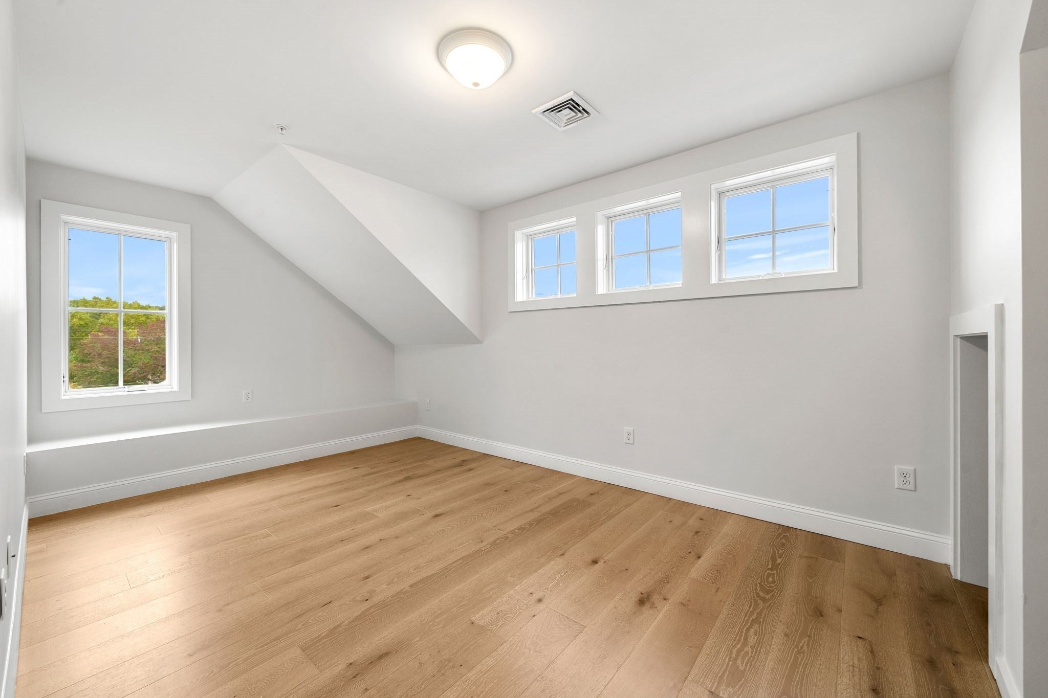 1 Broadway Ave #4, Ipswich, MA, 1 Broadway Ave #4, Ipswich, MA Photo #32