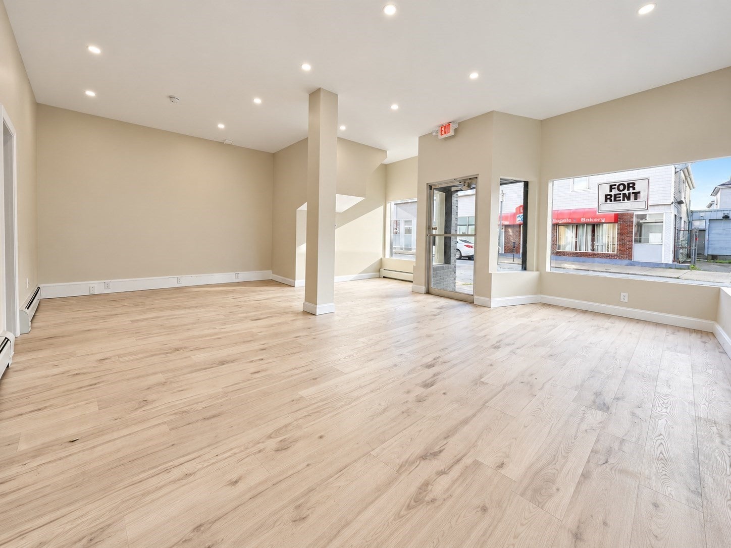 Photo of 1653 Acushnet Ave, New Bedford, MA