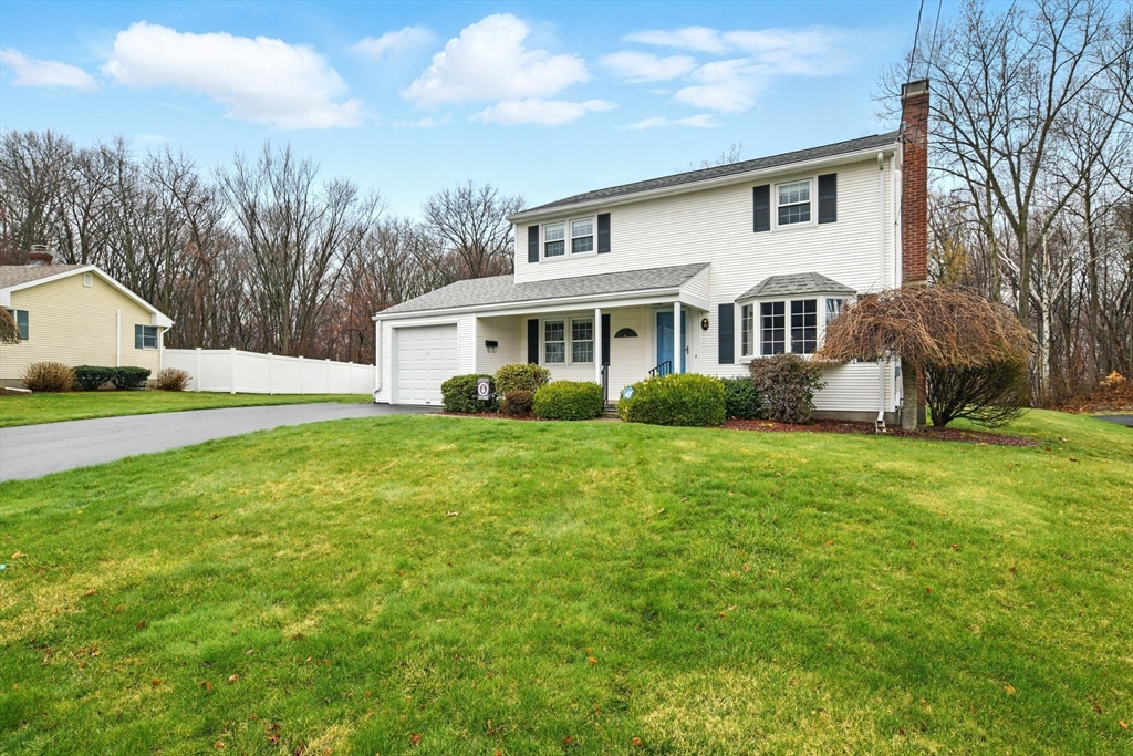 48 Longwood Dr