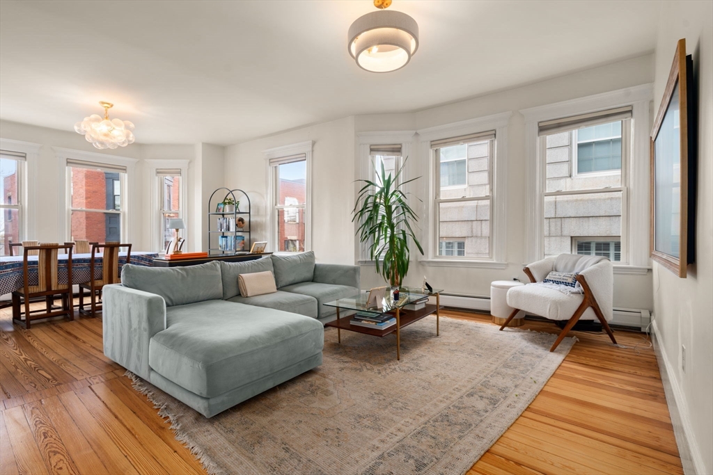6-8 Bartlett St 3