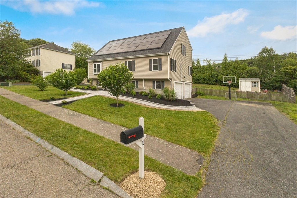 1 Cherry Tree Ln