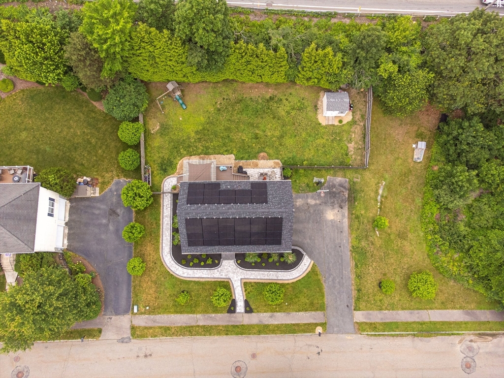 1 Cherry Tree Ln