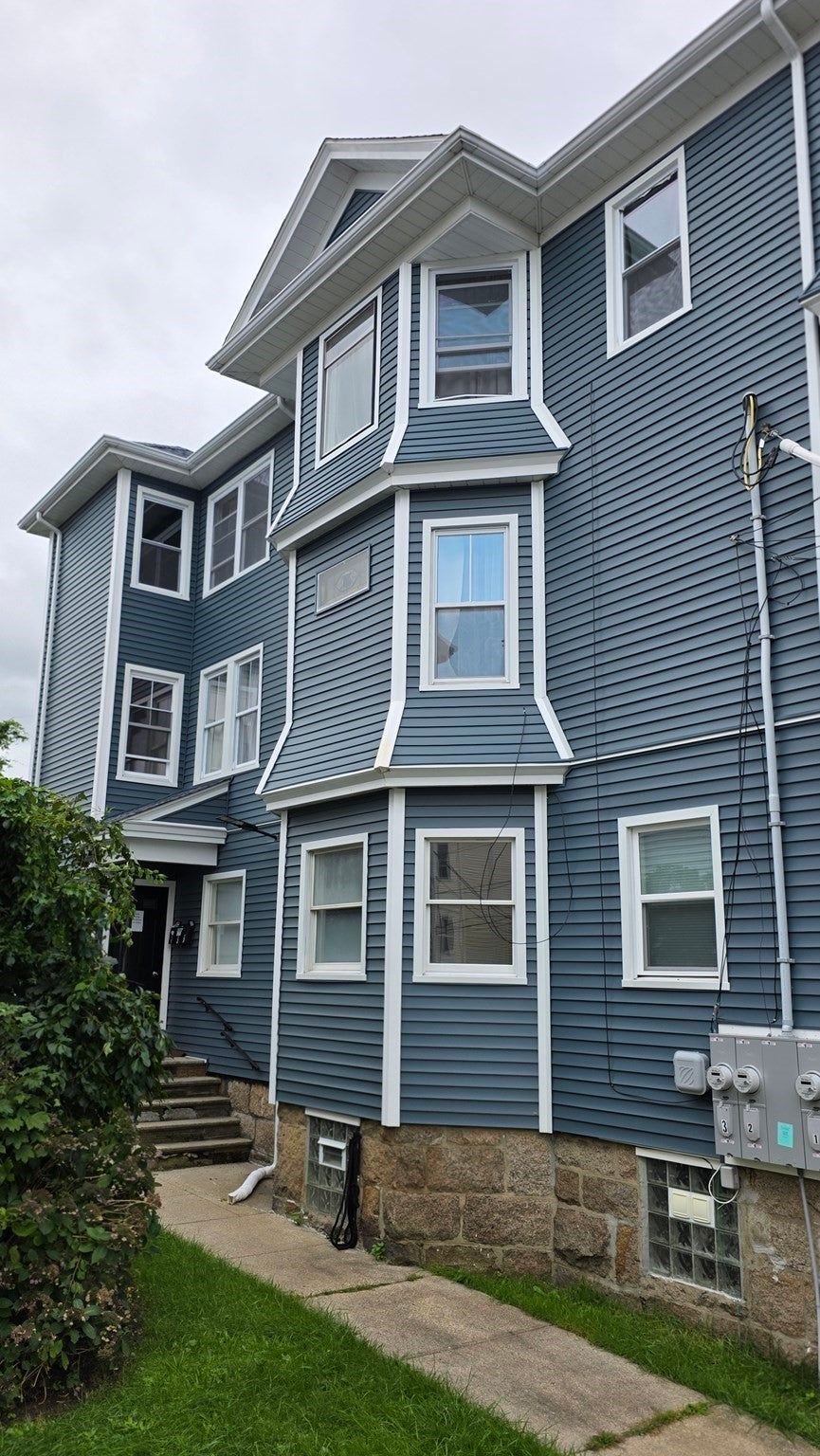 475 Tecumseh St, Fall River, MA, 475 Tecumseh St, Fall River, MA Photo #3