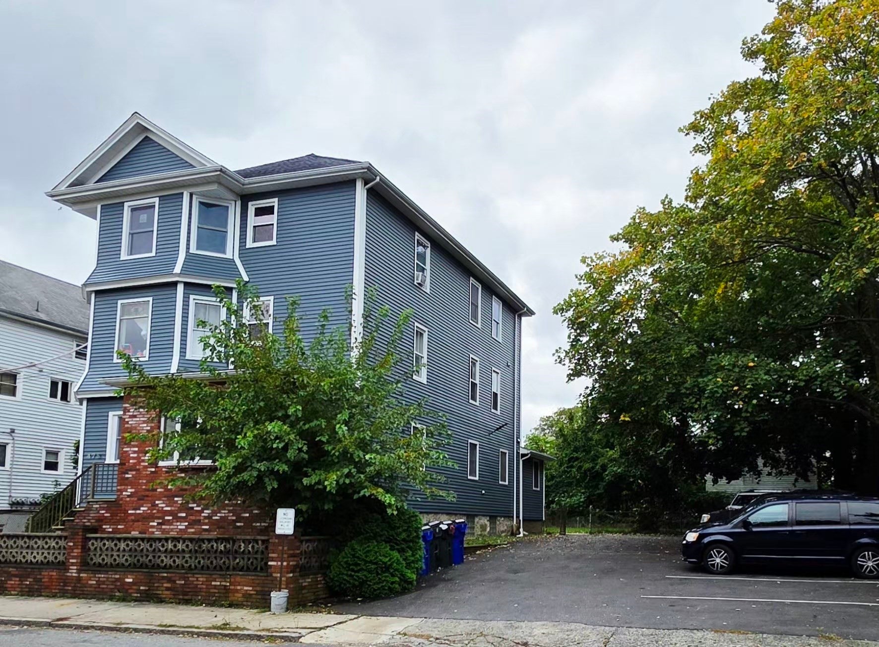 475 Tecumseh St, Fall River, MA, 475 Tecumseh St, Fall River, MA Photo #2