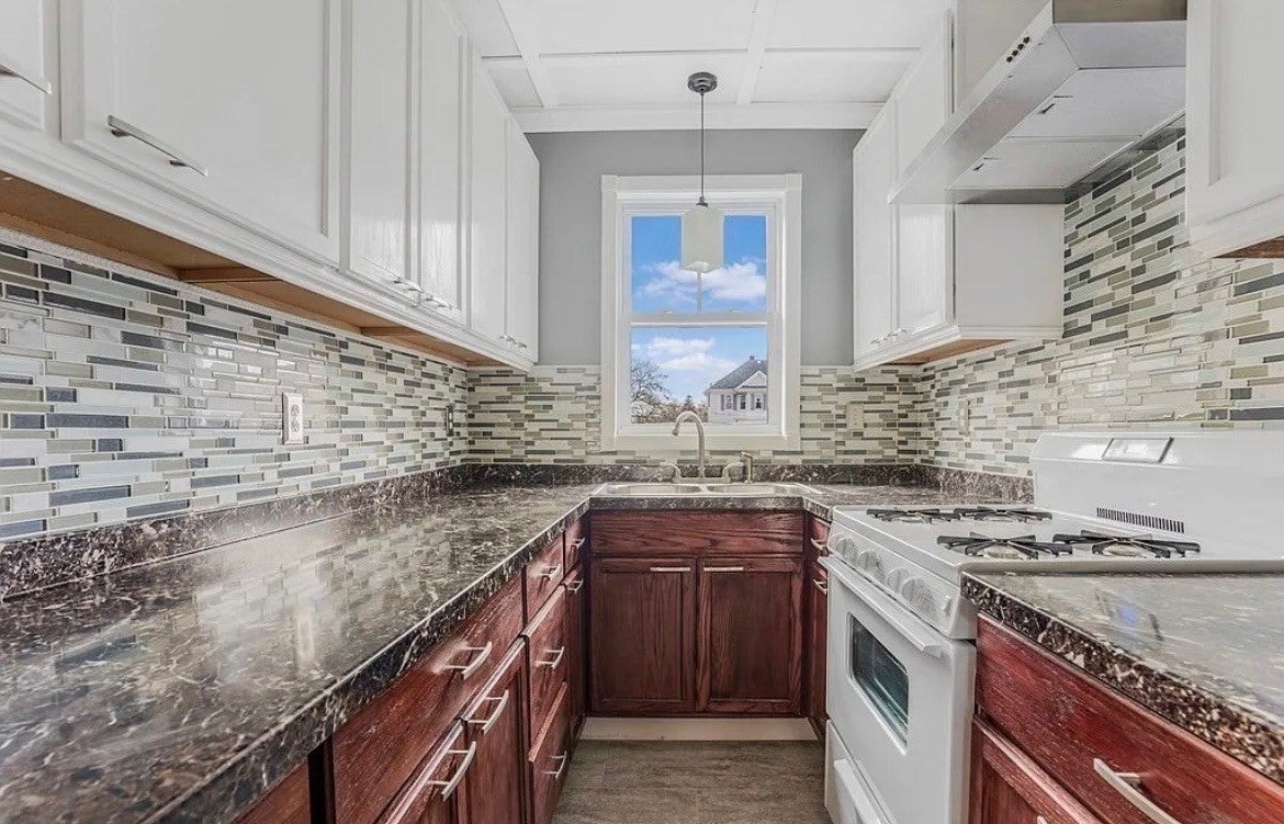 475 Tecumseh St, Fall River, MA, 475 Tecumseh St, Fall River, MA Photo #14