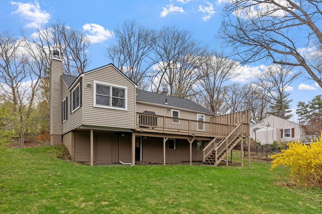 17 Ledgewood Dr.
