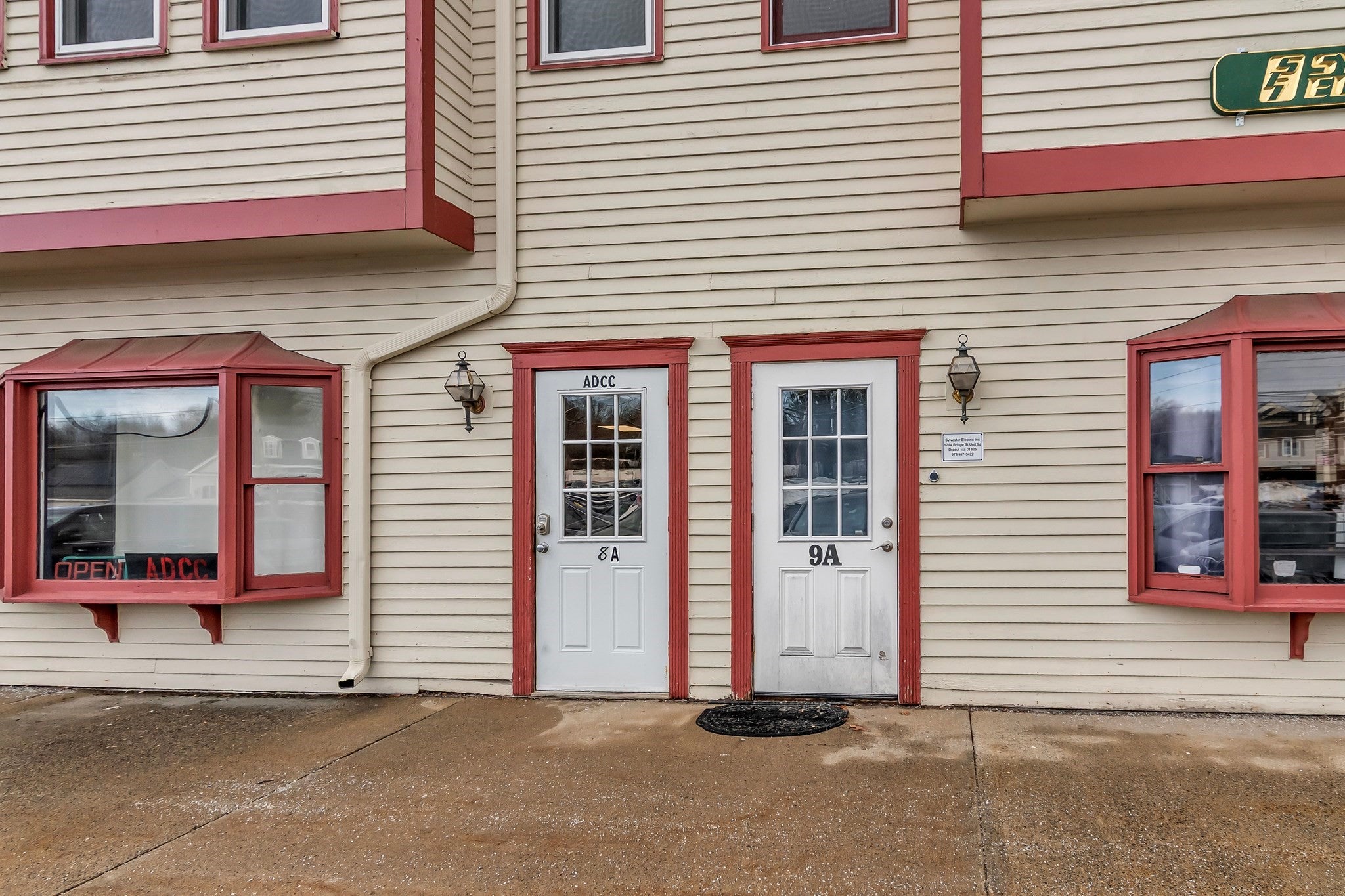 1794 Bridge St 8A