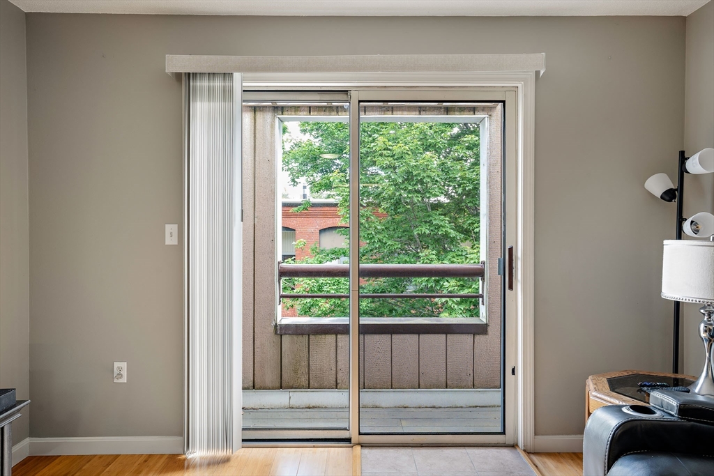21 Margin St 34