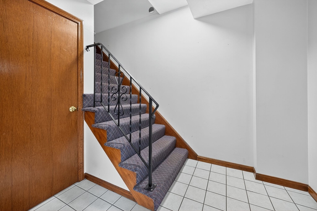100 Frederick St 69