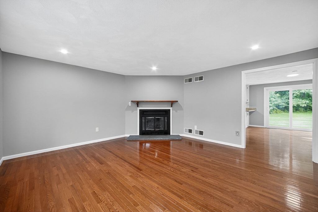 100 Frederick St 69