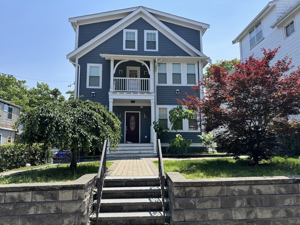 11-13 Pierce St