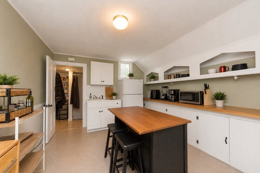 252 Water St, Clinton, MA, 252 Water St, Clinton, MA Photo #28