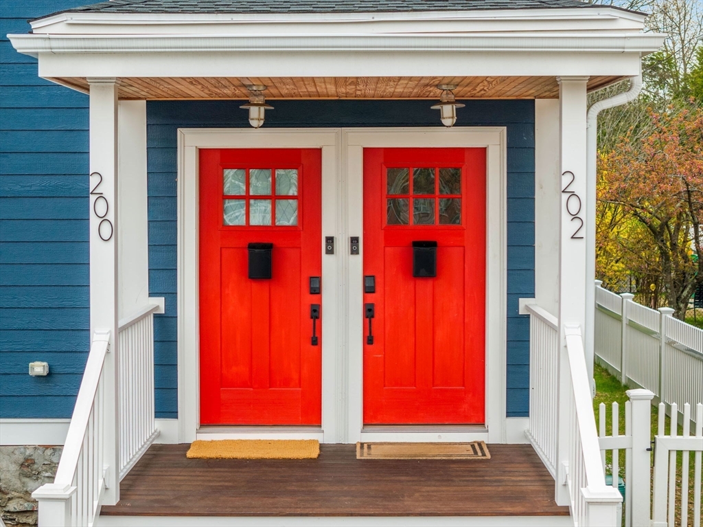 202 Crafts Street 2