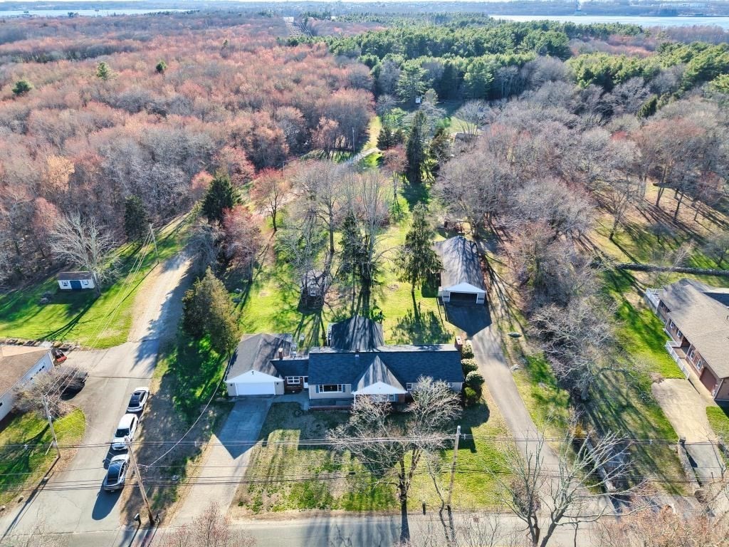 222 Blossom Road