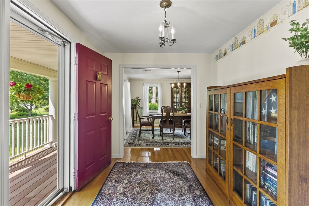21 Hill Farm Rd