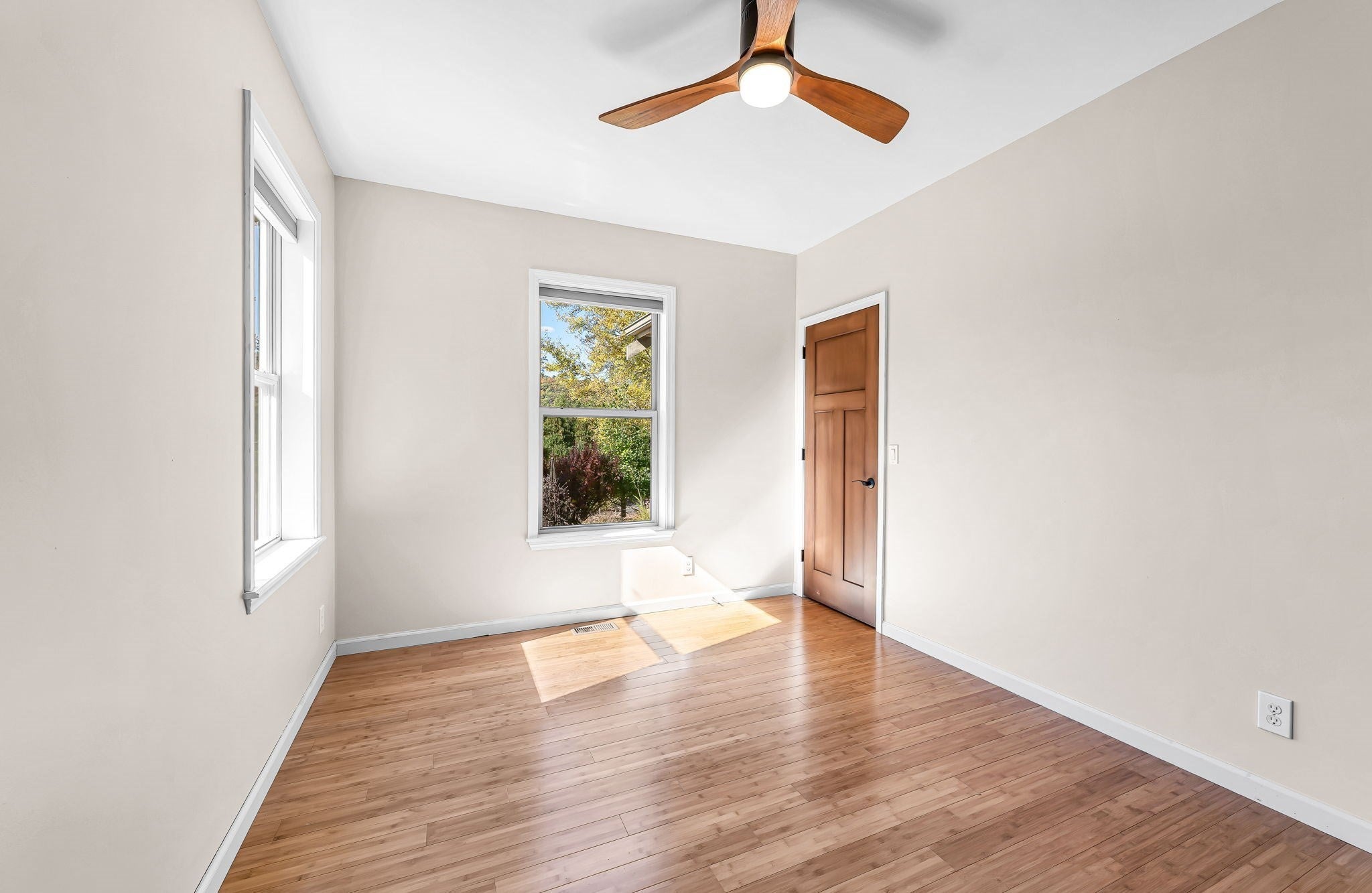 250 N Main St, Sunderland, MA Photo #24