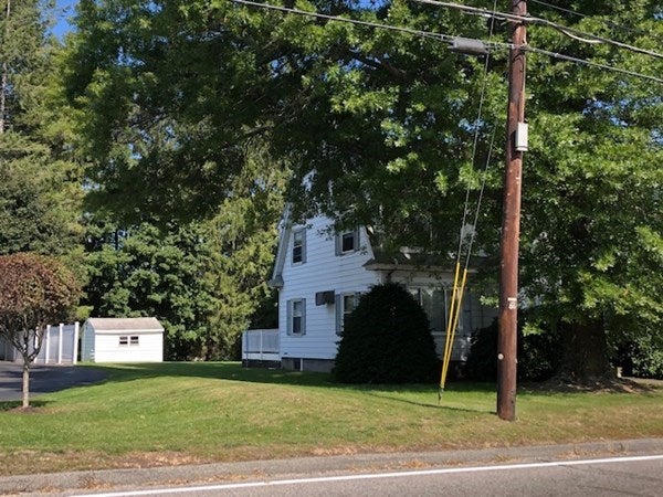 Photo 2 of 42 of 174 Auburn St