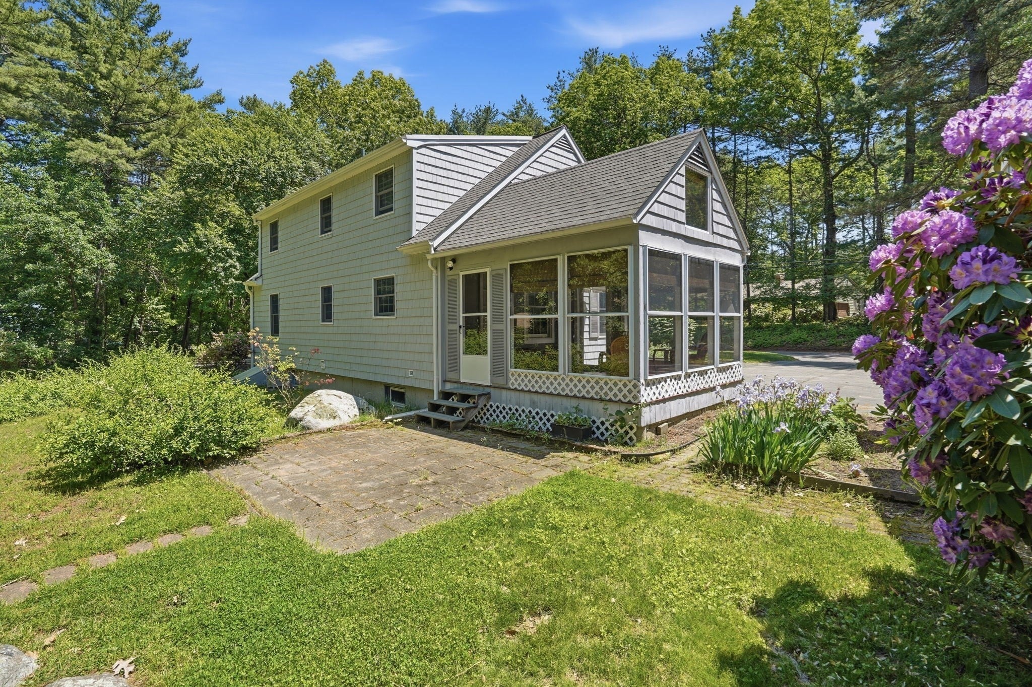 33 Cold Spring Rd