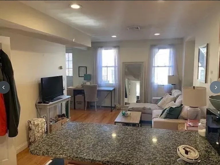 93 Endicott 2