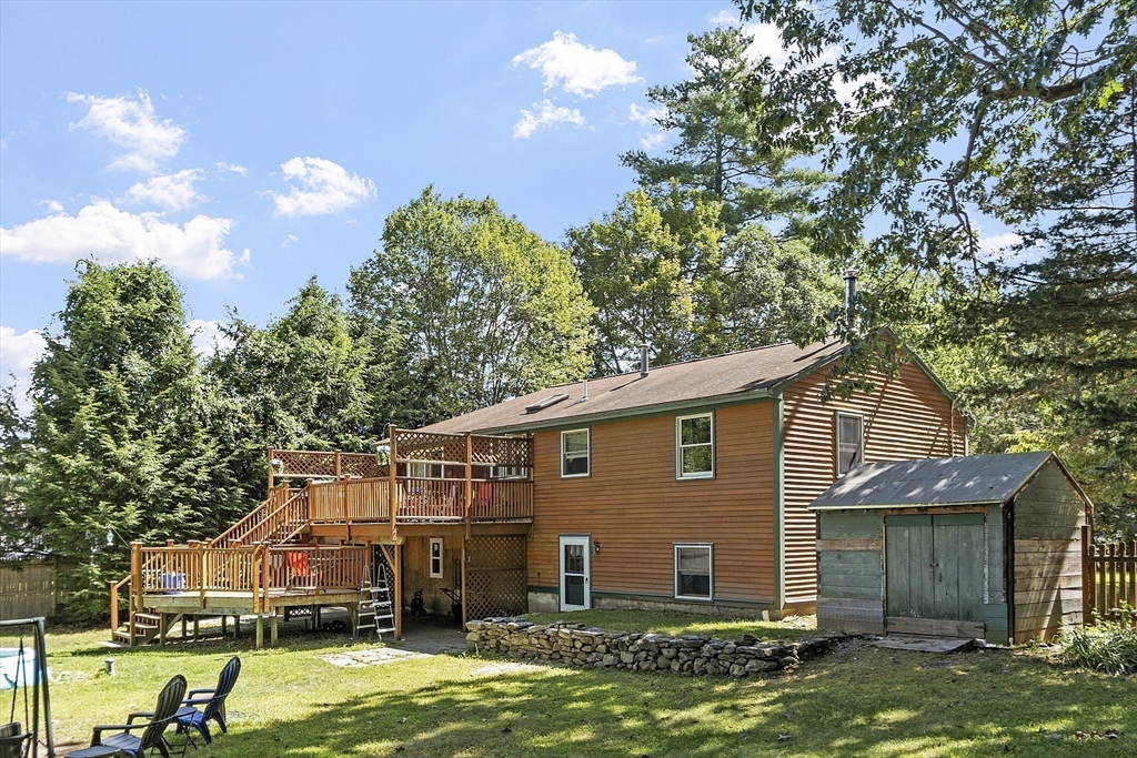 2 Tamarack Ln