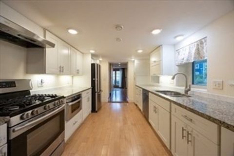 18 Beacon Place 18 Melrose MA 02176