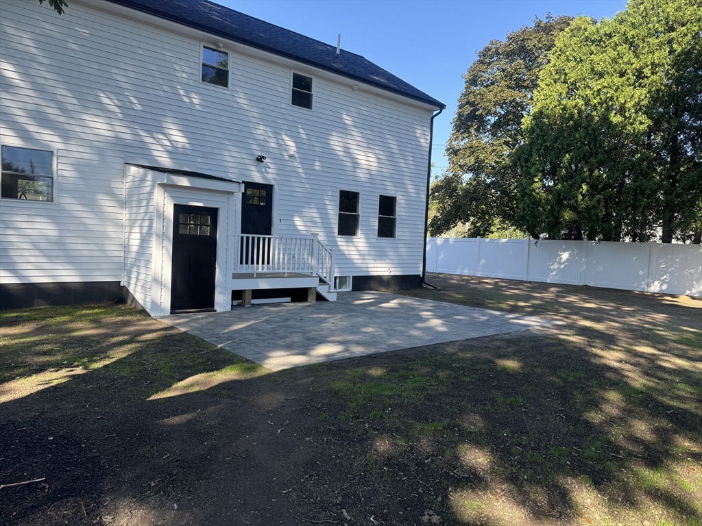 194 Central St
