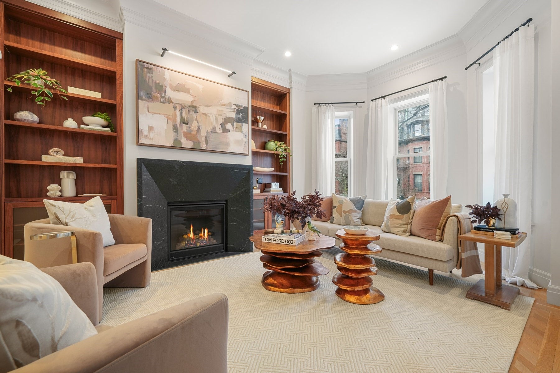 352 Marlborough St