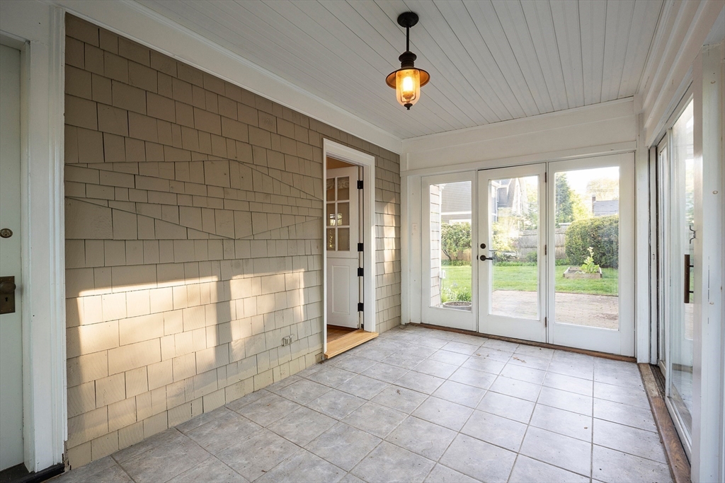 46 Randlett Park, Newton, MA Photo #17