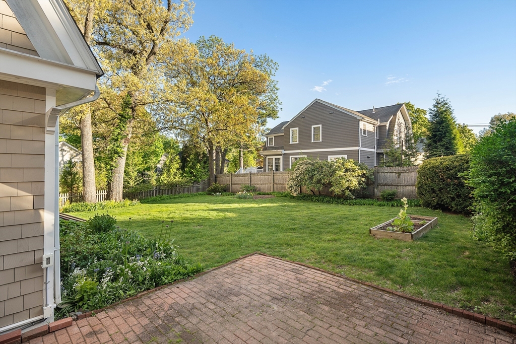 46 Randlett Park, Newton, MA Photo #19