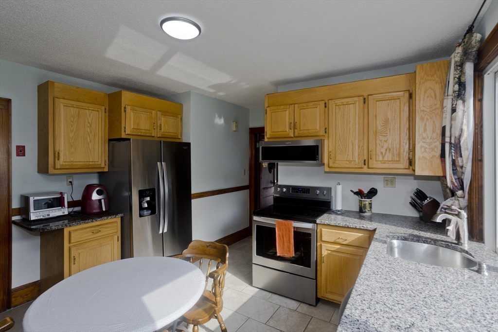 59 Ellerton St