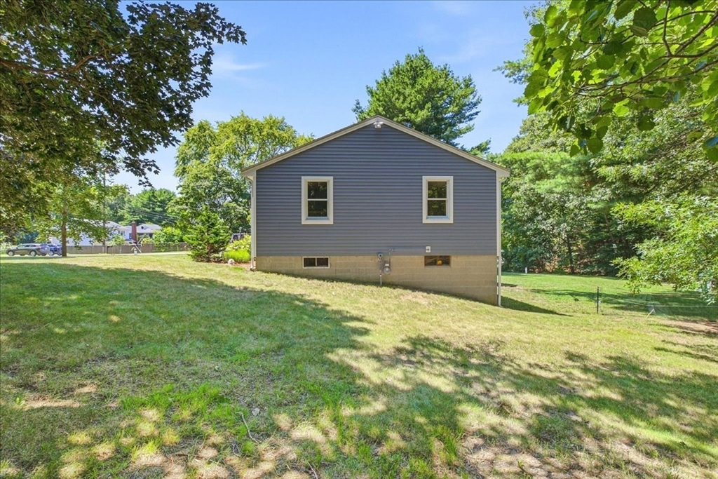 688 Plymouth St, Middleboro, MA Photo #32