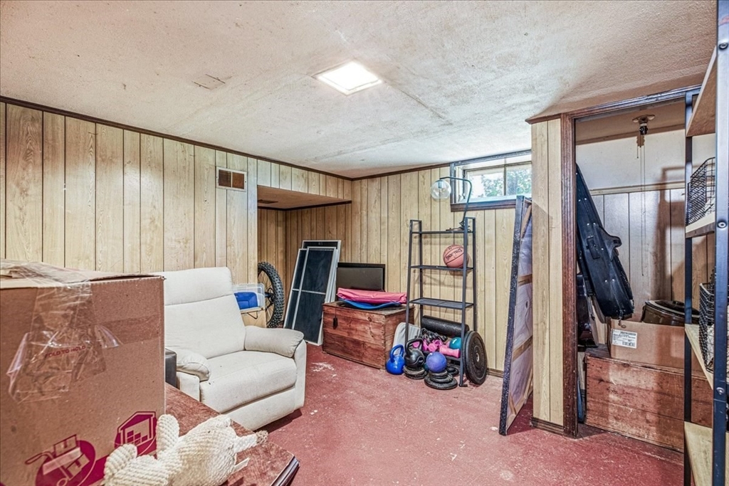 688 Plymouth St, Middleboro, MA Photo #24