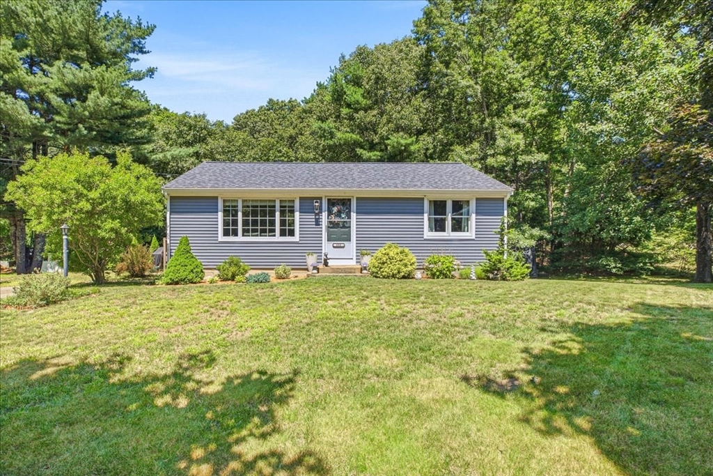 688 Plymouth St, Middleboro, MA Photo #1