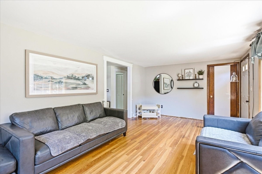 688 Plymouth St, Middleboro, MA Photo #17