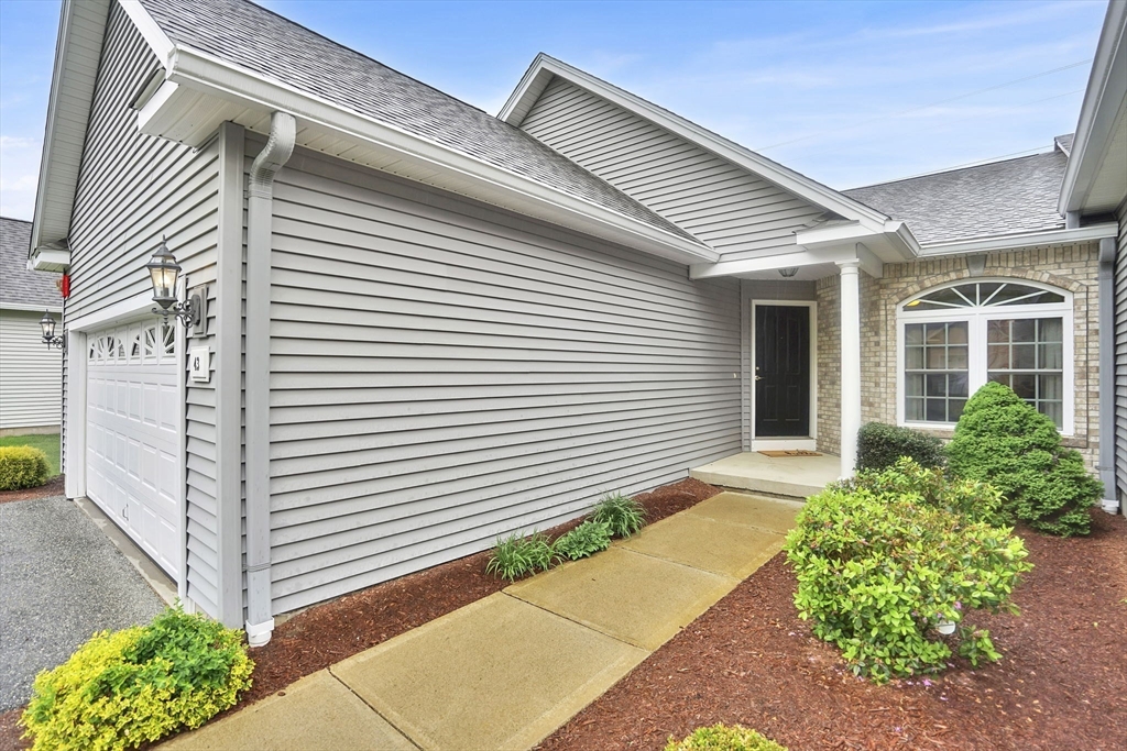 43 Gibson Way 43