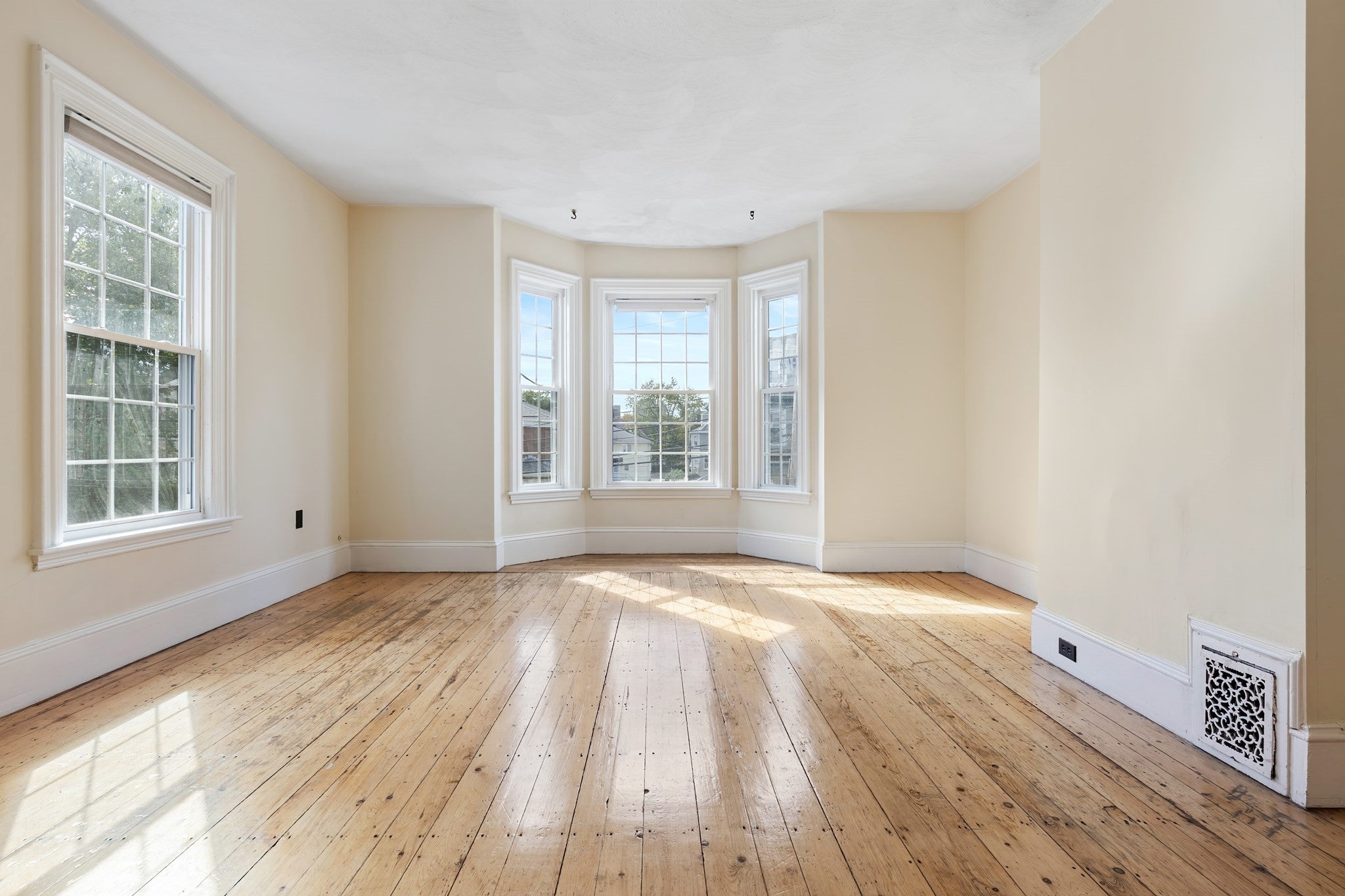 35 Morse St #2, Watertown, MA, 35 Morse St #2, Watertown, MA Photo #3