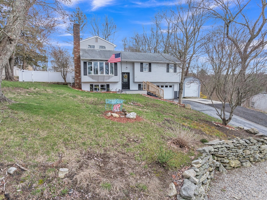 3 Plainview Dr