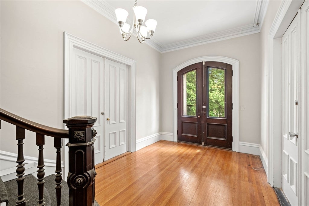 7 Maple Ave