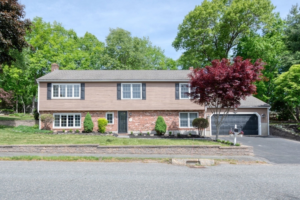 19 Essex Heights Drive