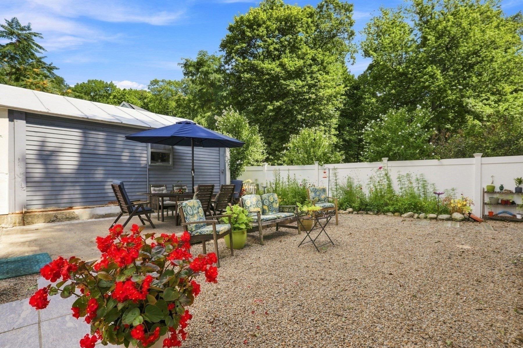 1161 Franklin St, Stoneham, MA Photo #7