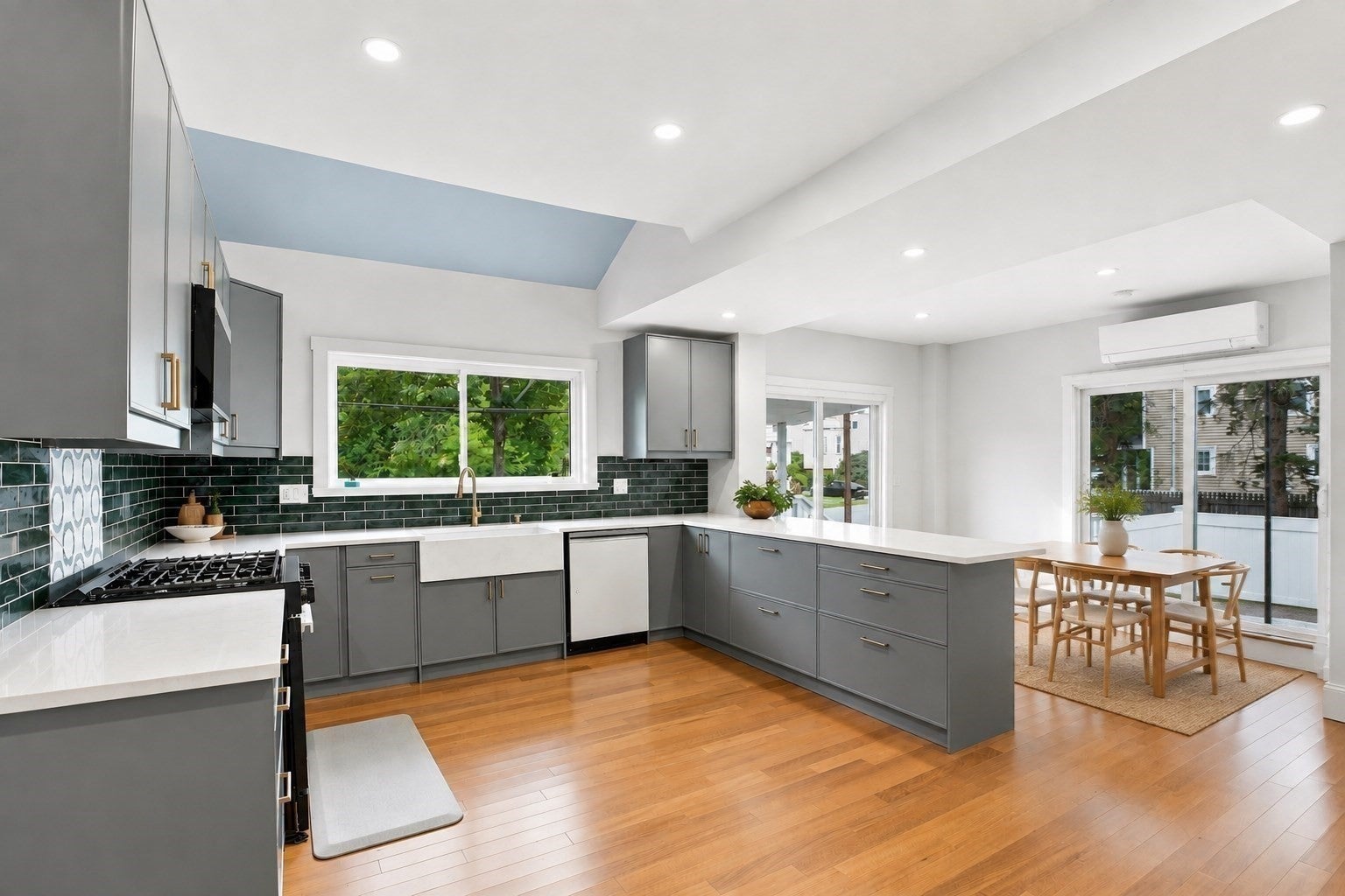 1161 Franklin St, Stoneham, MA, 1161 Franklin St, Stoneham, MA Photo #12