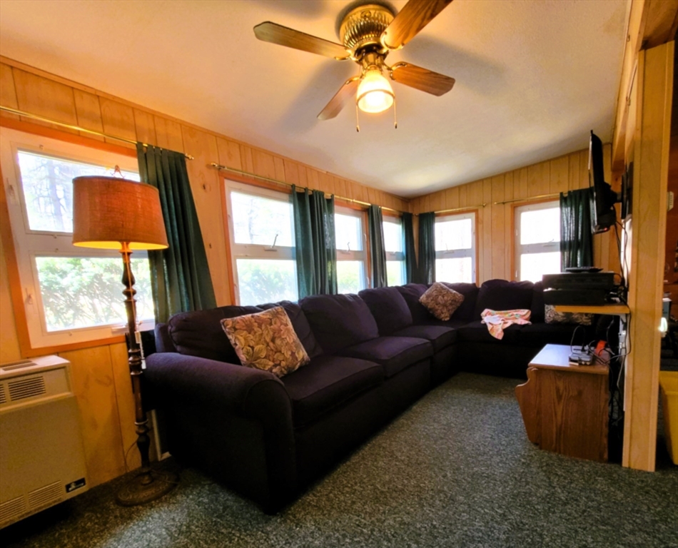 137 Sherwood Dr