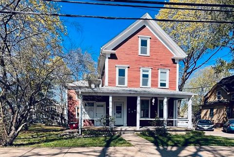 Photo of 93 Peirce St #2, Middleboro, MA 02346 (MLS # 73511535)