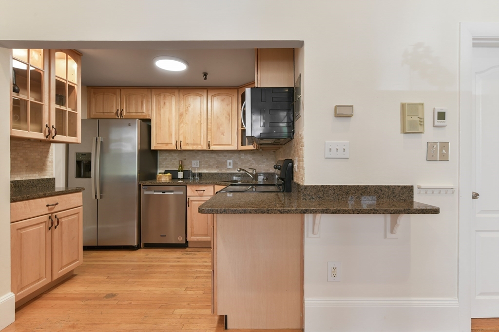 279 Beacon St 1F