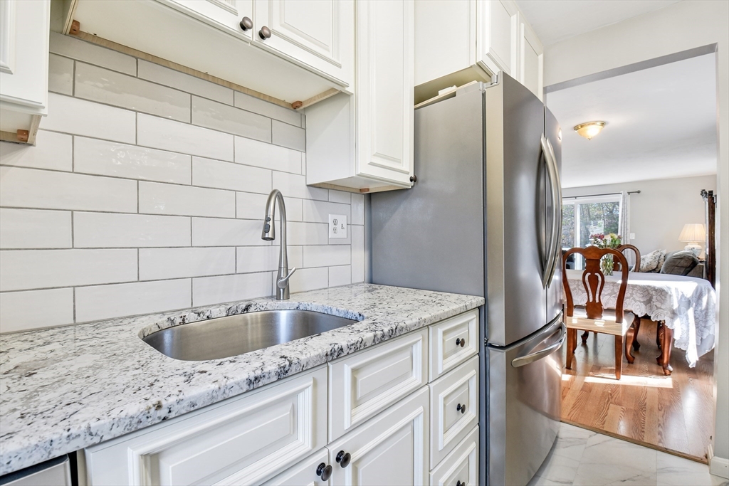 120 Olde Colonial Dr #6, Gardner, MA Photo #4